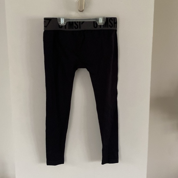 GYMSHARK GYM SHARK black gum crop capi pants grey gray band - Picture 2 of 4